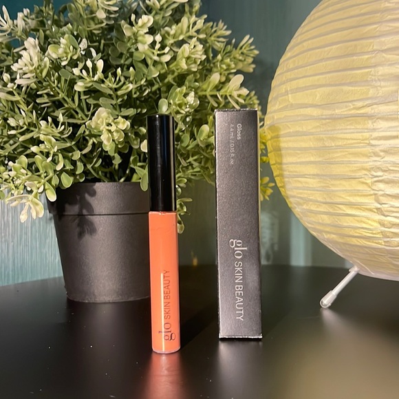 Glo Other - This is Gloss from Glo, Size is approximately 4 inches.